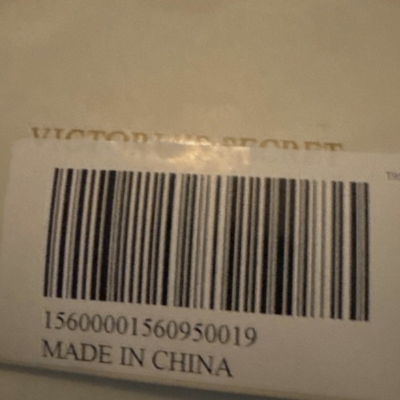 VS feather/fairy heels - Picture 4 of 4